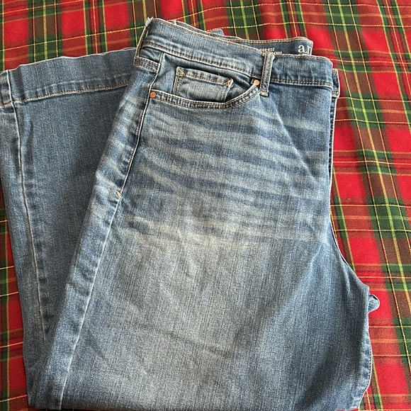 a.n.a. a new approach size 14 high rise wide leg crop blue jeans - Picture 7 of 7